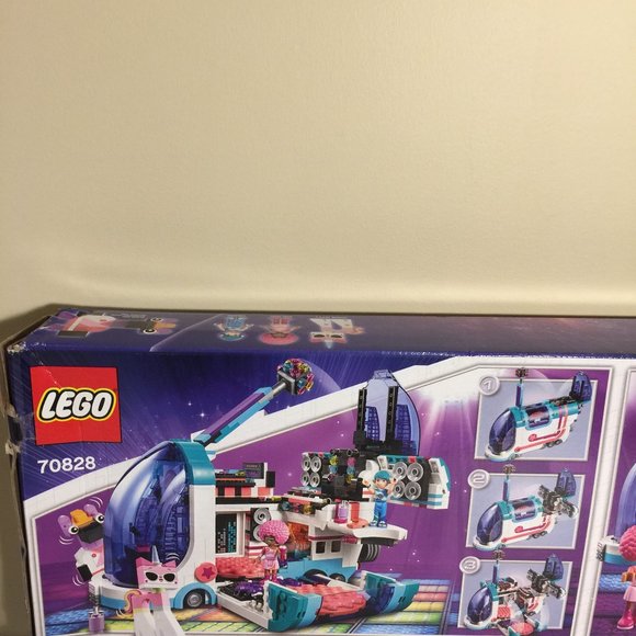 The Lego Movie 70828 Pop-Up Party Bus 1024 pcs Building Block Set - Picture 9 of 16